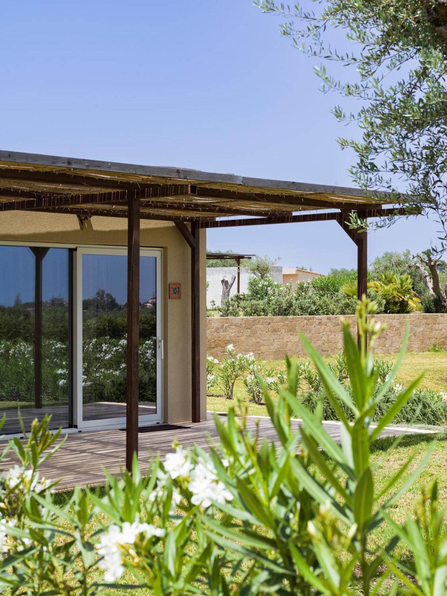 Agua Green Resort Reitani Exterior photo